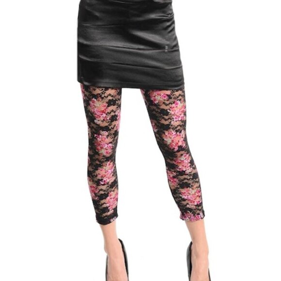 Gothic Lolita Victorian Pink Rose Lace Cropped Legging - Picture 2 of 3